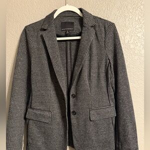 Banana Republic Women's Black and White Houndstooth Blazer